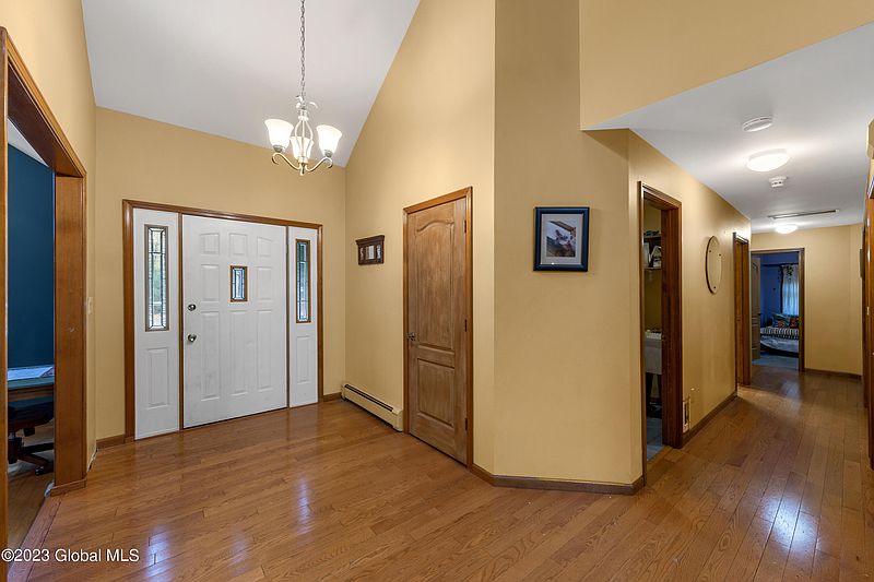 4th image of 281 Greene Rd Road
