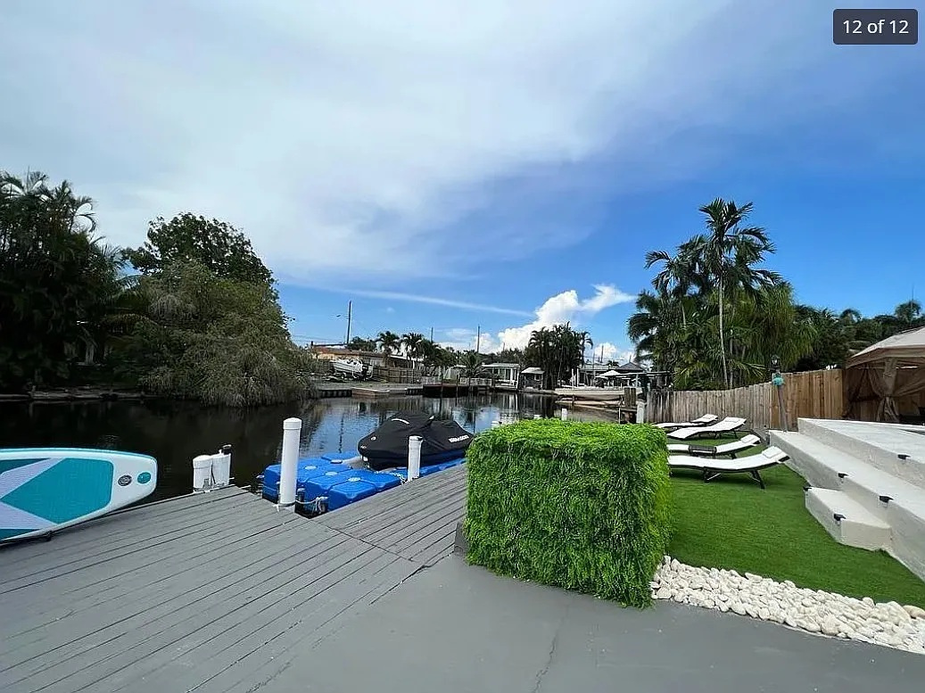 4 bed, 1408 sqft, $4,500 — Photo 2