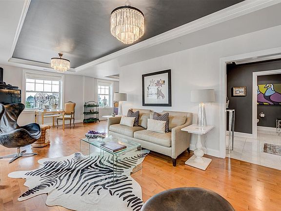 5th image of 232 N Kingshighway Blvd APT 1202