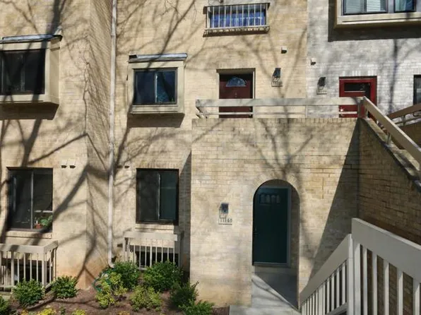 11148 Boathouse Ct #77, Reston, VA 20191