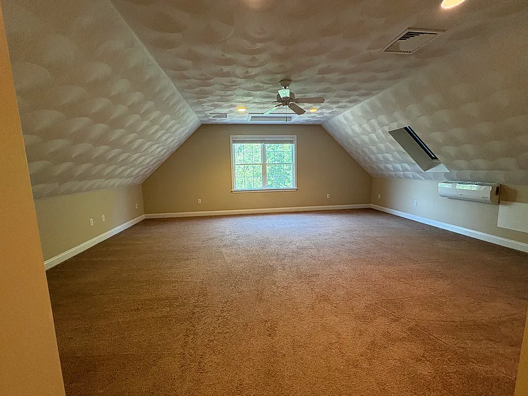 Bonus room
