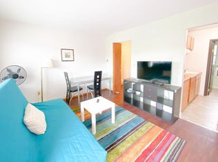 4145 11th Ave NE APT 18, Seattle, WA 98105