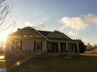 5662 Summit Bridge Rd, Townsend, DE 19734