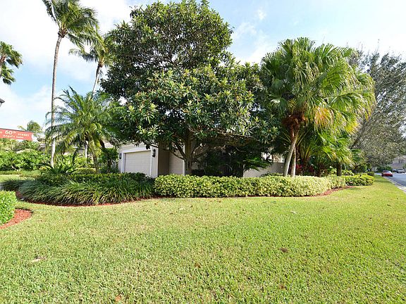 Home For Sale In Broken Sound Country Club