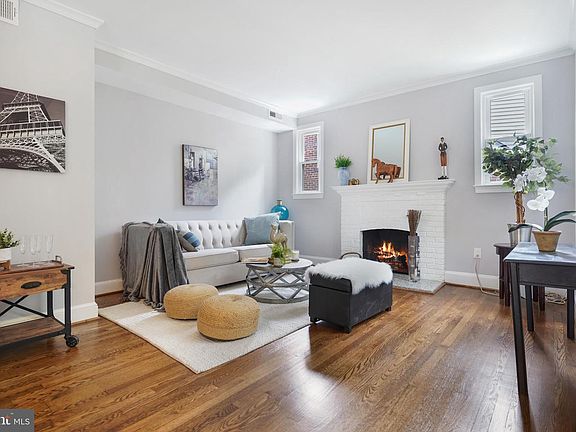 4th image of 8209 Flower Ave