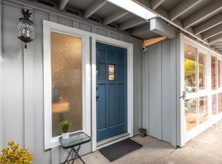 14 Grove Ln, Novato, CA 94947