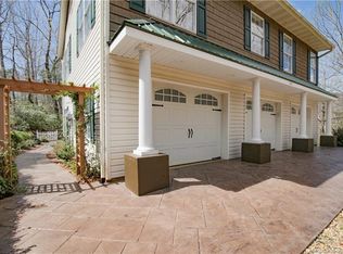 131 Sunset Ln, Lake Lure, NC 28746