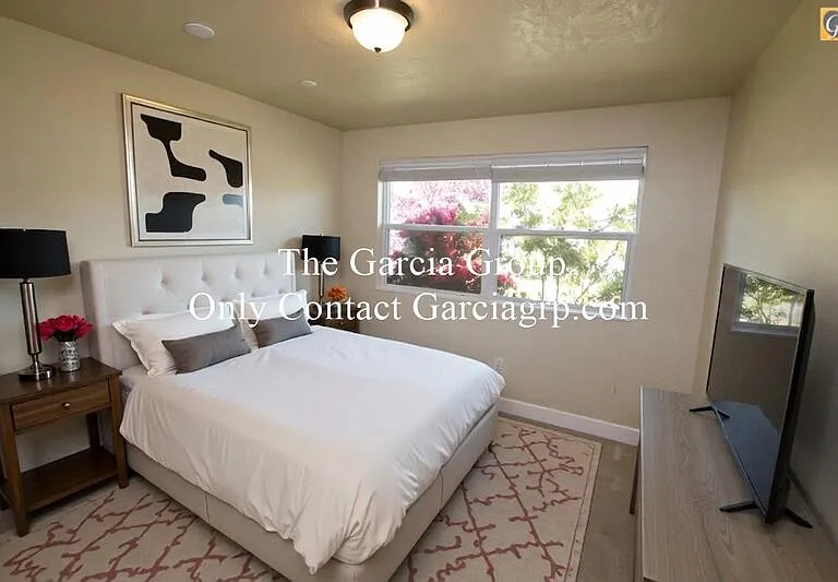 20540 NW Highland Ct — Photo 27