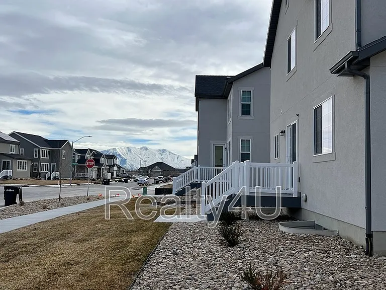 1415 N 3500 W — Photo 18