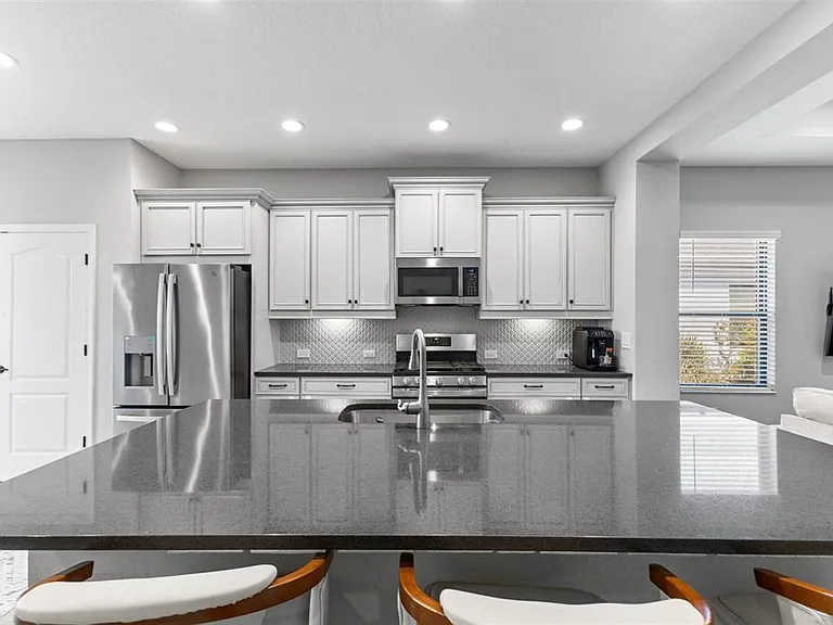 14147 Campfire Ct — Photo 33
