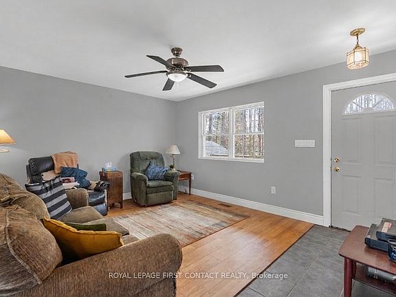 4th image of 2228 Monck Rd