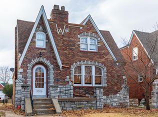 5708 Rosa Ave, Saint Louis, MO 63109