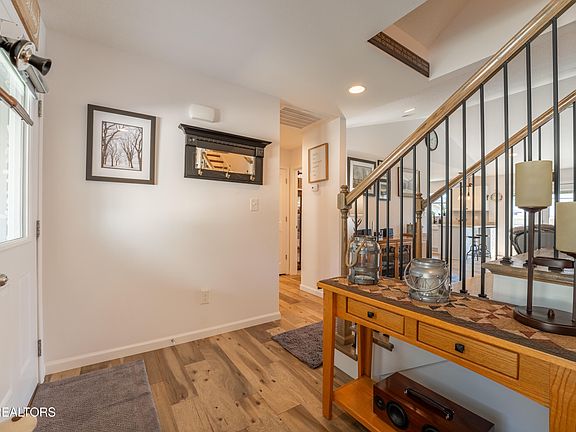 5th image of 6556 Cara Cade Ln