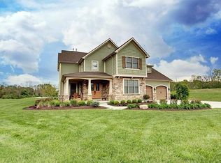 515 Burnside Dr, Tipp City, OH 45371