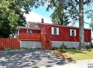 268 Hickory Ave, Bergenfield, NJ 07621