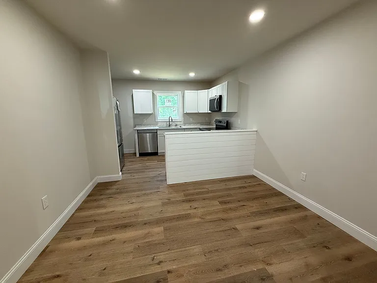 30 Broad Vista Blvd — Photo 4