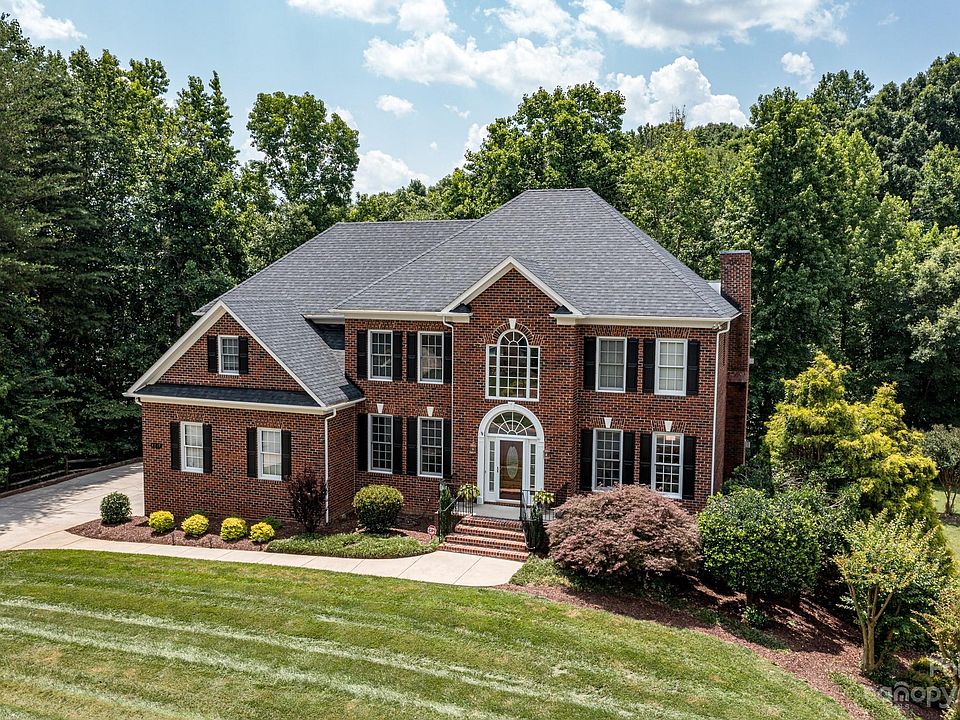 4019 Lamington Rd, Matthews, NC 28105 Zillow