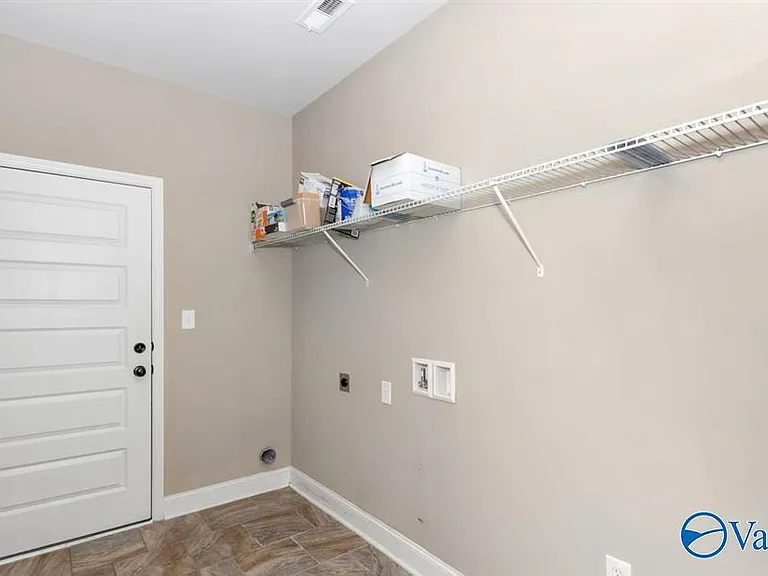 138 Legacy Cove Dr — Photo 17