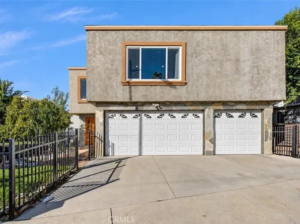 22763 Macfarlane Dr, Woodland Hills, CA 91364