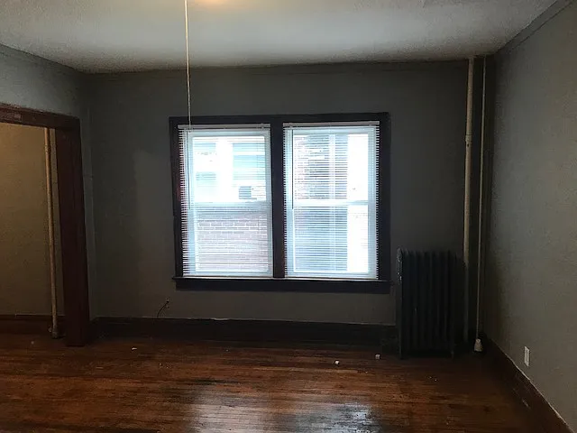 2900-2902 Cottage Grove - 203 (2900) — Photo 2