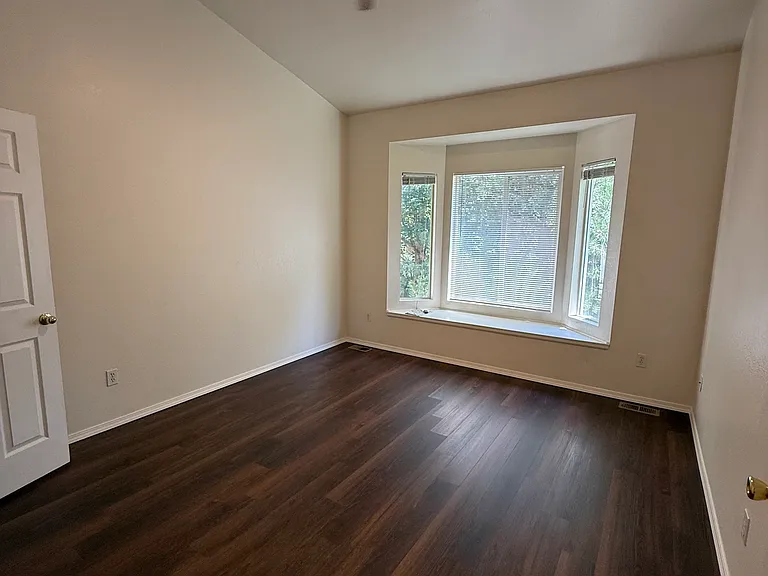 2095 Legacy Ridge Vw #102 — Photo 14
