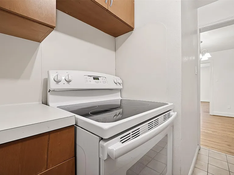 609 Cortlandt St #3 — Photo 13