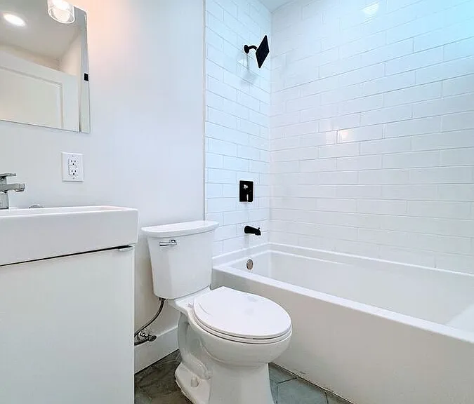 1464 N Wilton St #1 — Photo 13