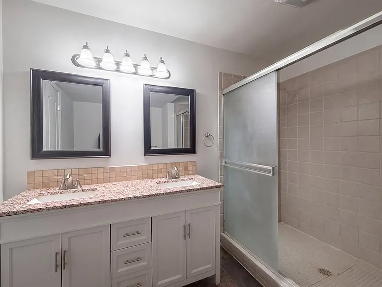 1105 Fox Run Trl — Photo 12