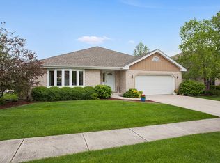 67 Deborah Dr, Lemont, IL 60439