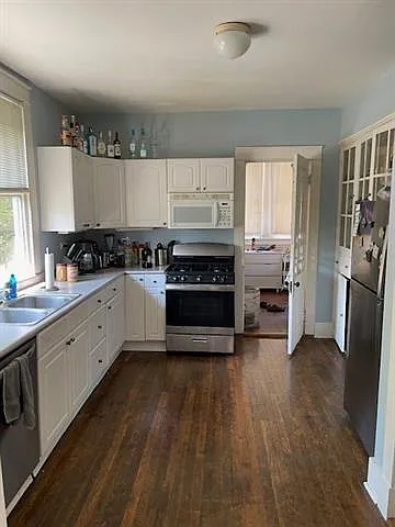 1700 Broadway St — Photo 3