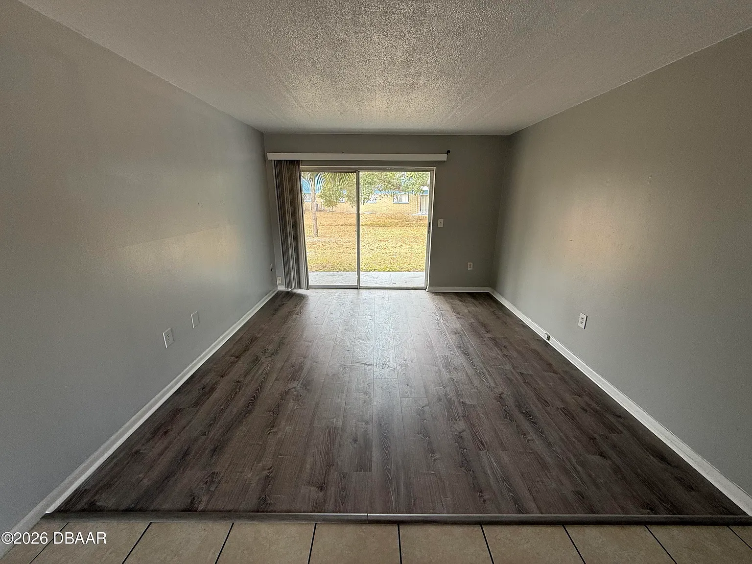 2 bed, 2.0 bath, 1200 sqft, $1,250 — Photo 4
