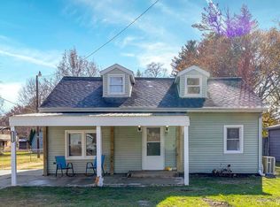 23214 1st St, Elkhart, IN 46514