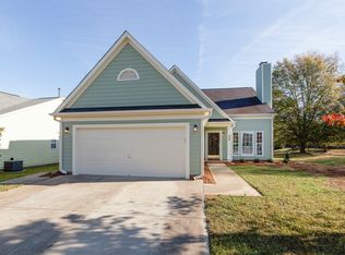 800 Starkland Way, Holly Springs, NC 27540