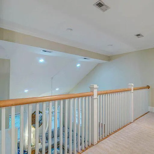 1050 Phillips Park Dr — Photo 18