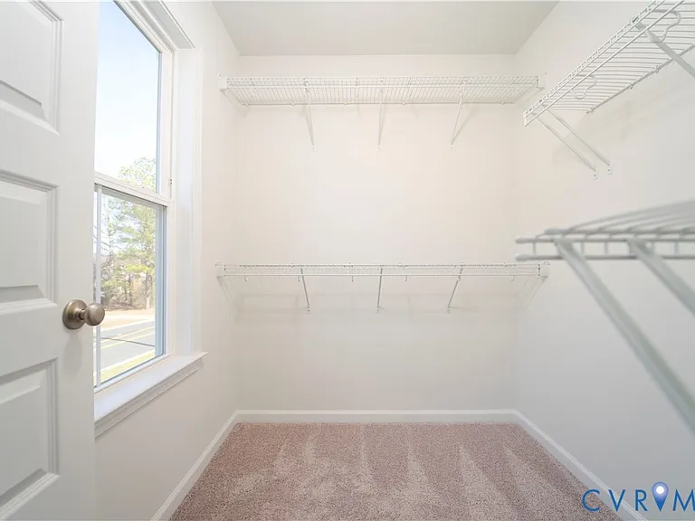 212 Avenda Ln — Photo 14