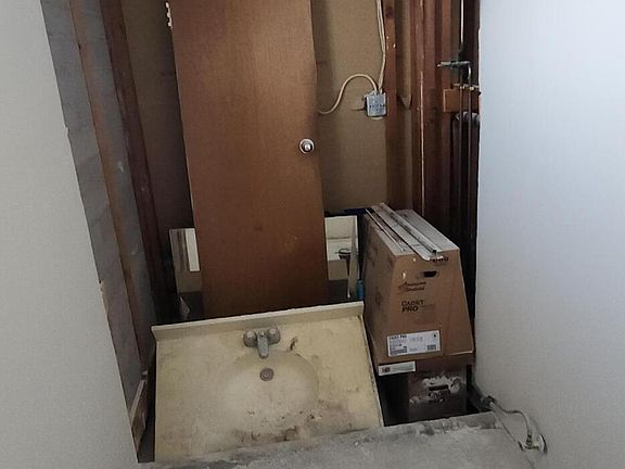 3rd image of 4008 W EL CAMINITO Drive