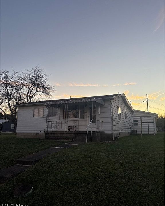 1st image of 602 Rush St