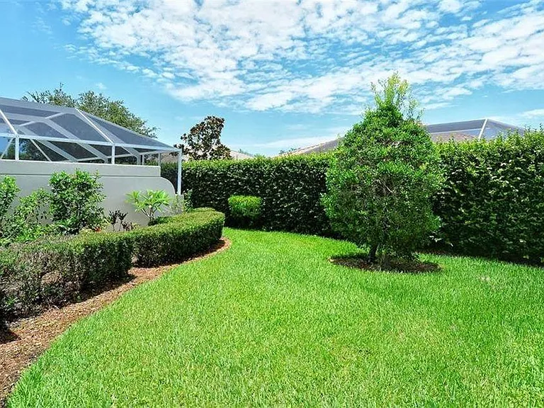 7542 Quinto Dr — Photo 50