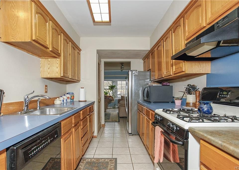 1st image of 87 Blauvelt Ave