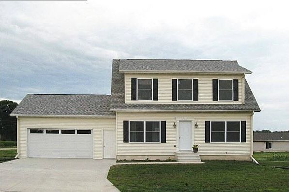 102 Wild Rose Ave
