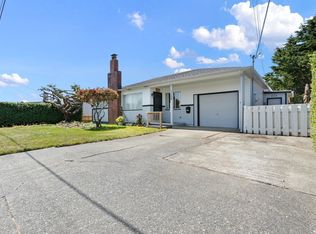 1128 A St, Crescent City, CA 95531