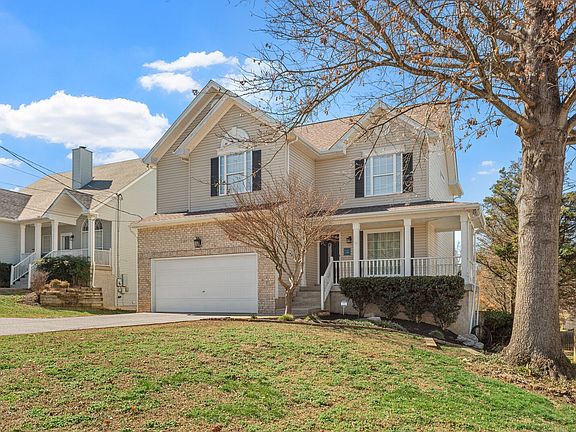 4th image of 112 Waters Edge Ln
