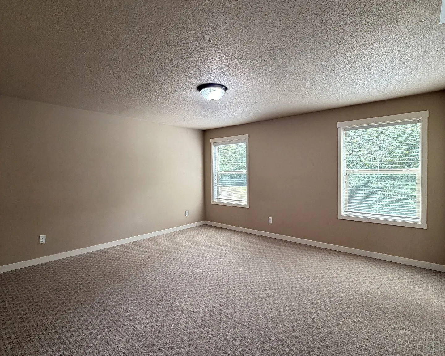 7207 Spencer Avenue Northeast - 1 — Photo 3