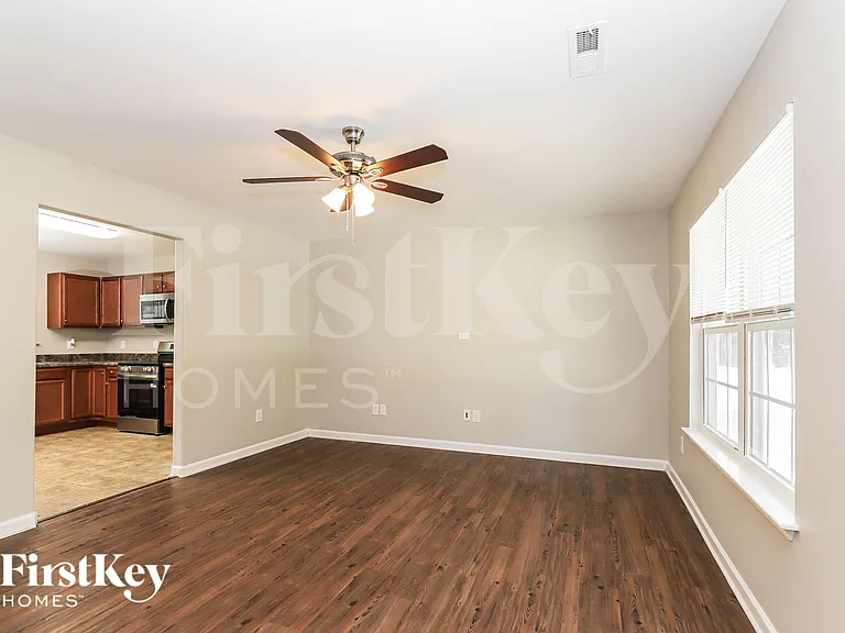 2322 Deerbrook Forest Ln — Photo 4