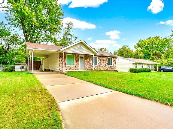 2nd image of 18 Alandale Ct