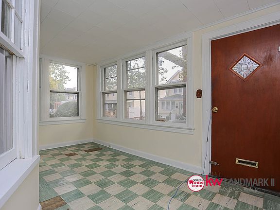 2nd image of 10223 85th Dr
