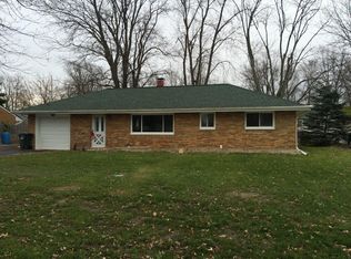 7652 Holly Dr, Mentor On The Lake, OH 44060