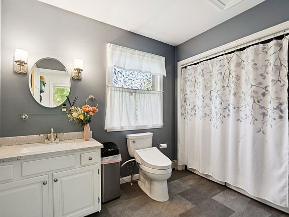 5th image of 12 Wellington Circle