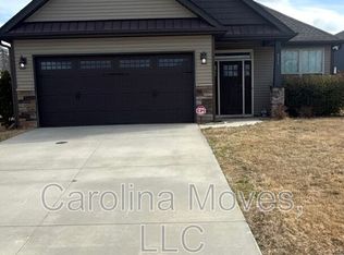 211 Everard Ln, Greer, SC 29650