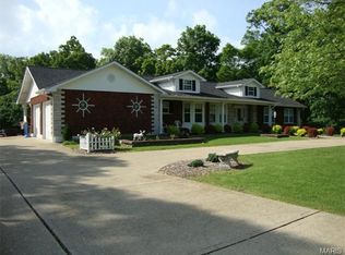 4900 Schumacher Rd, High Ridge, MO 63049